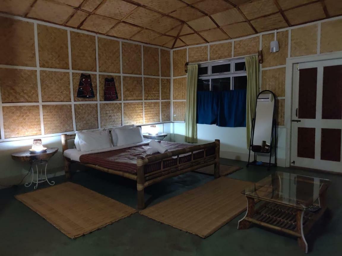 Longchen Homestay Dimāpur Екстериор снимка